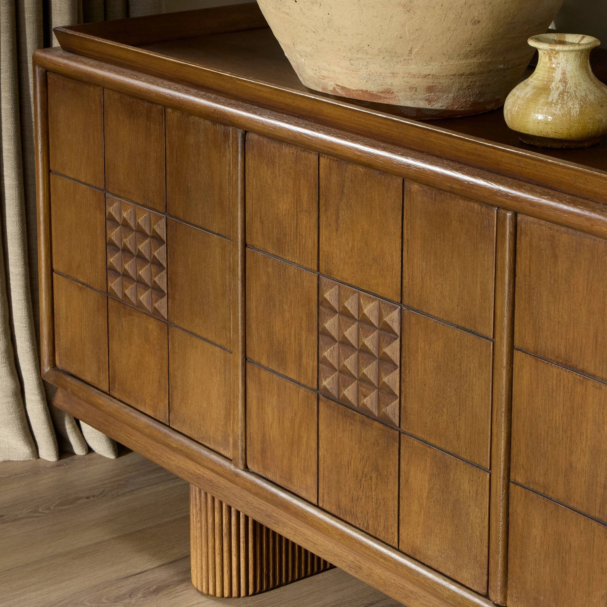 Lyle Media Console - 250971-001 250971001