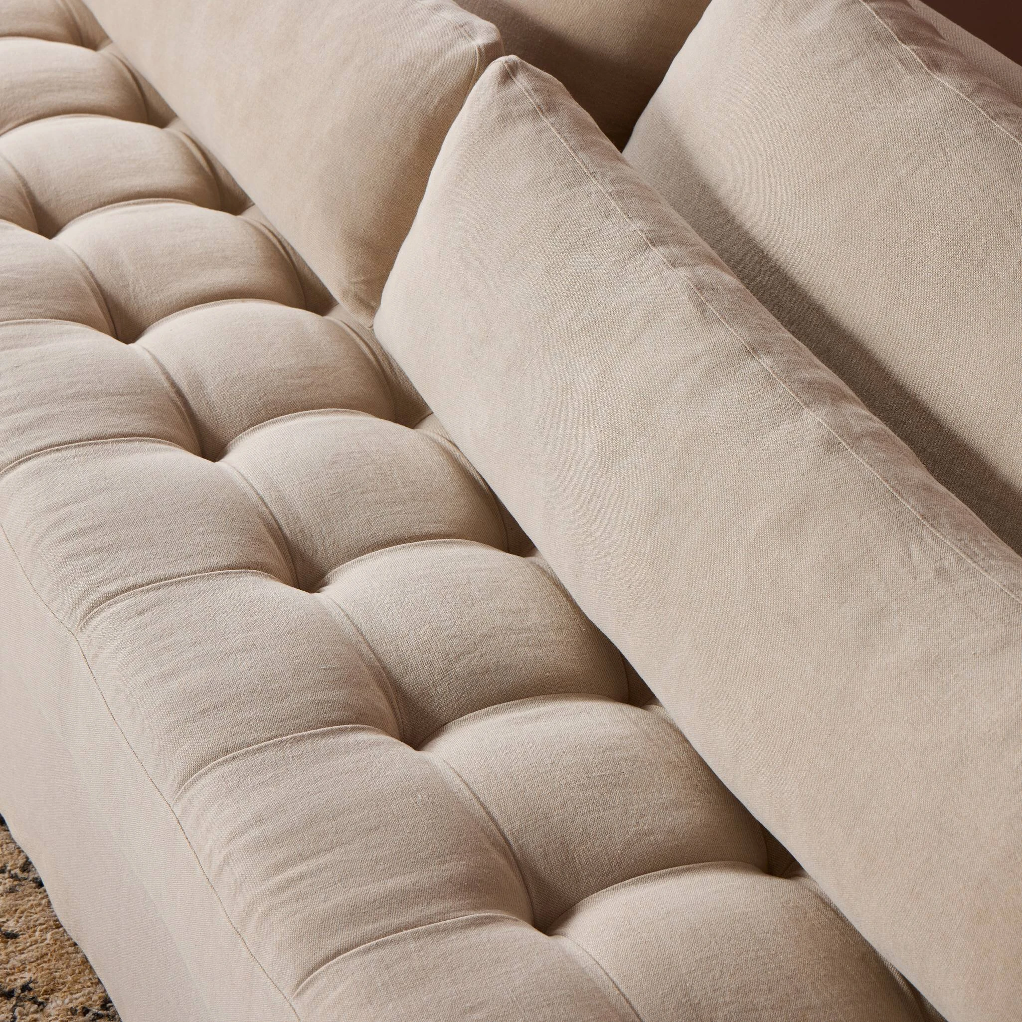Keena Slipcover Sofa -108" - 251616-001 251616001