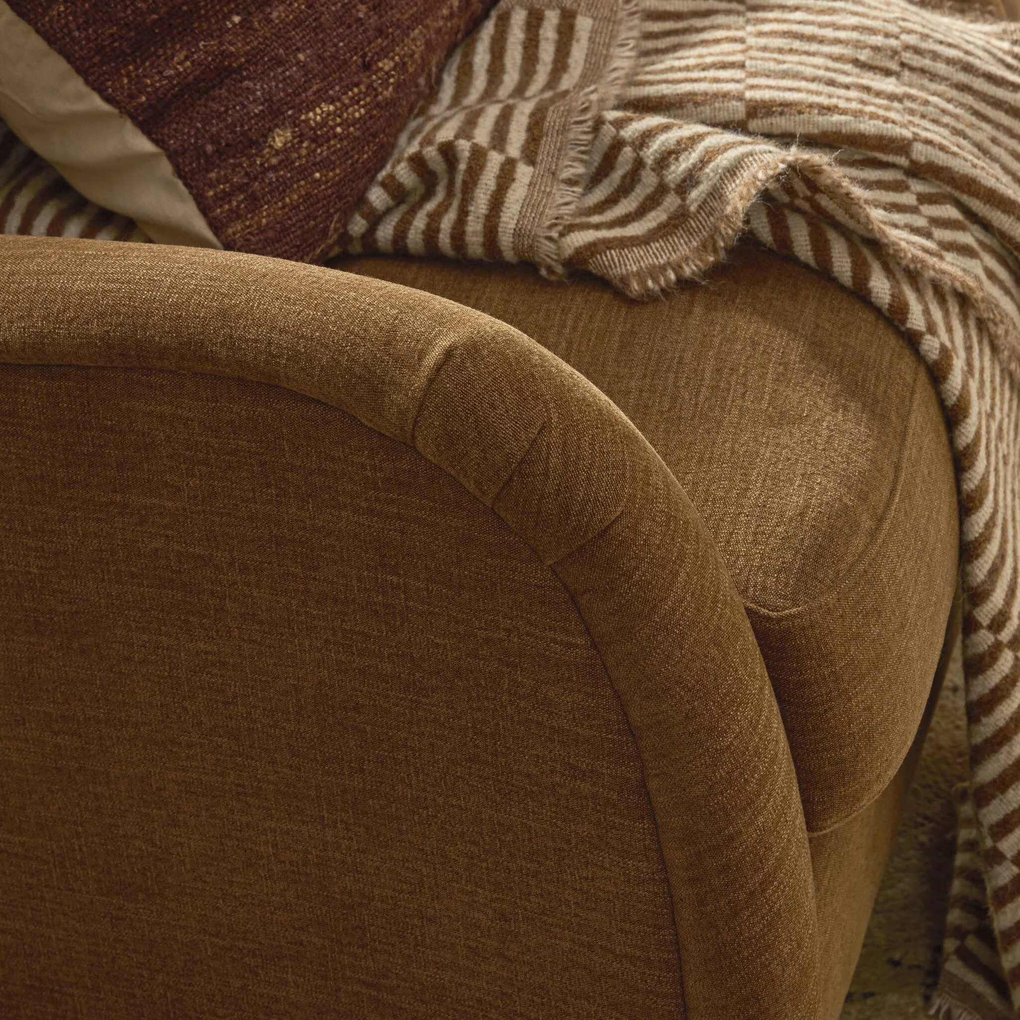 Lynne Chair - 251627-001 251627001