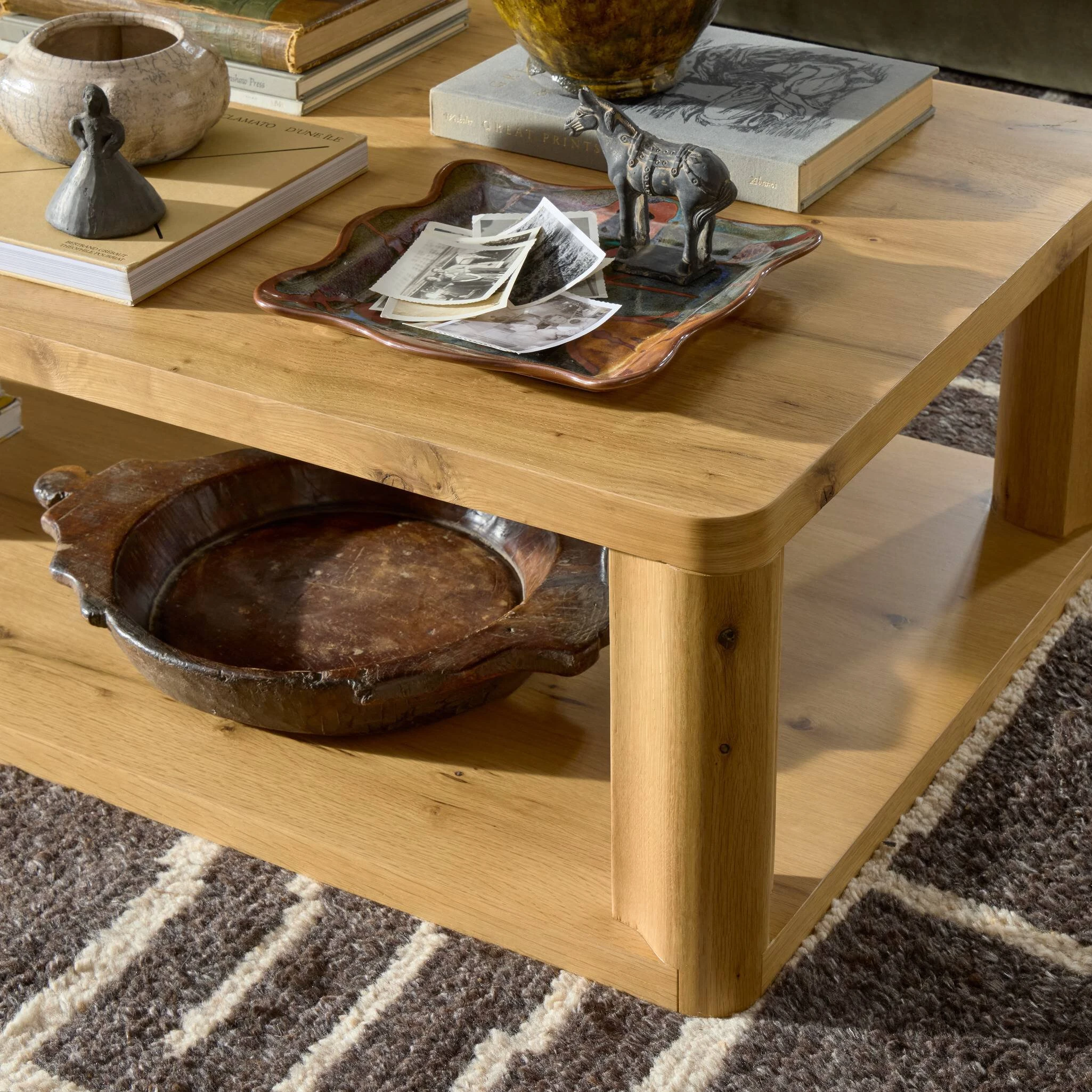 Novella Coffee Table - 251819-001 251819001