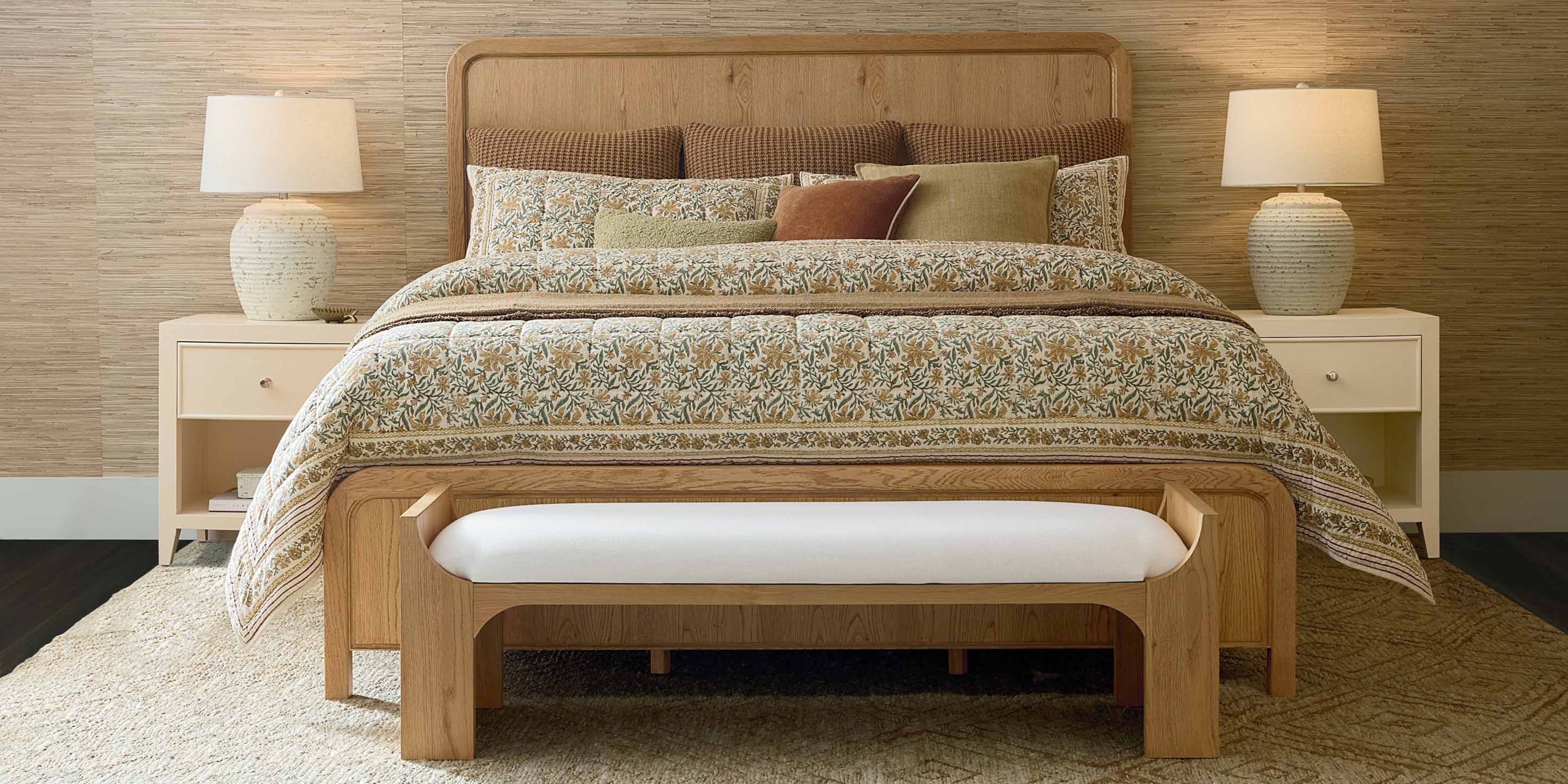 Newbury Panel Bed 2544K159