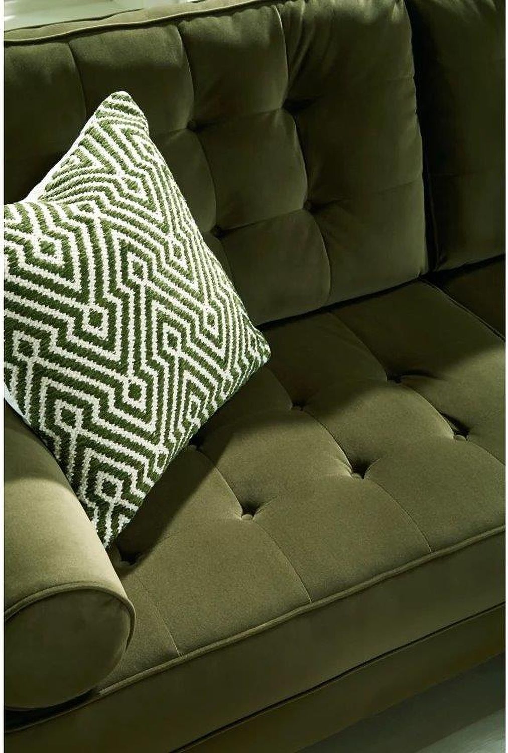 Reveon Lakes Chaise In Olive 2640415