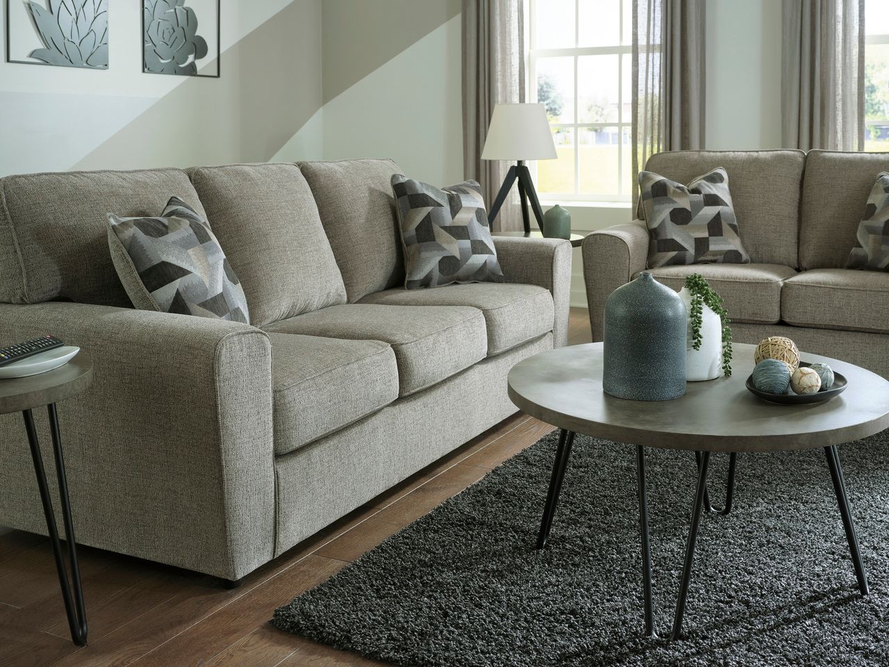 Cascilla Sofa In Pewter 2680538