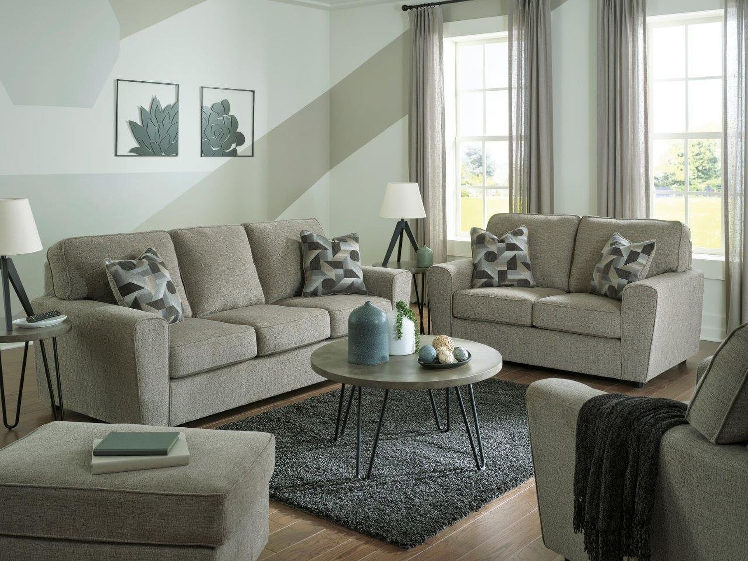Cascilla Living Room Set In Pewter 26805U1