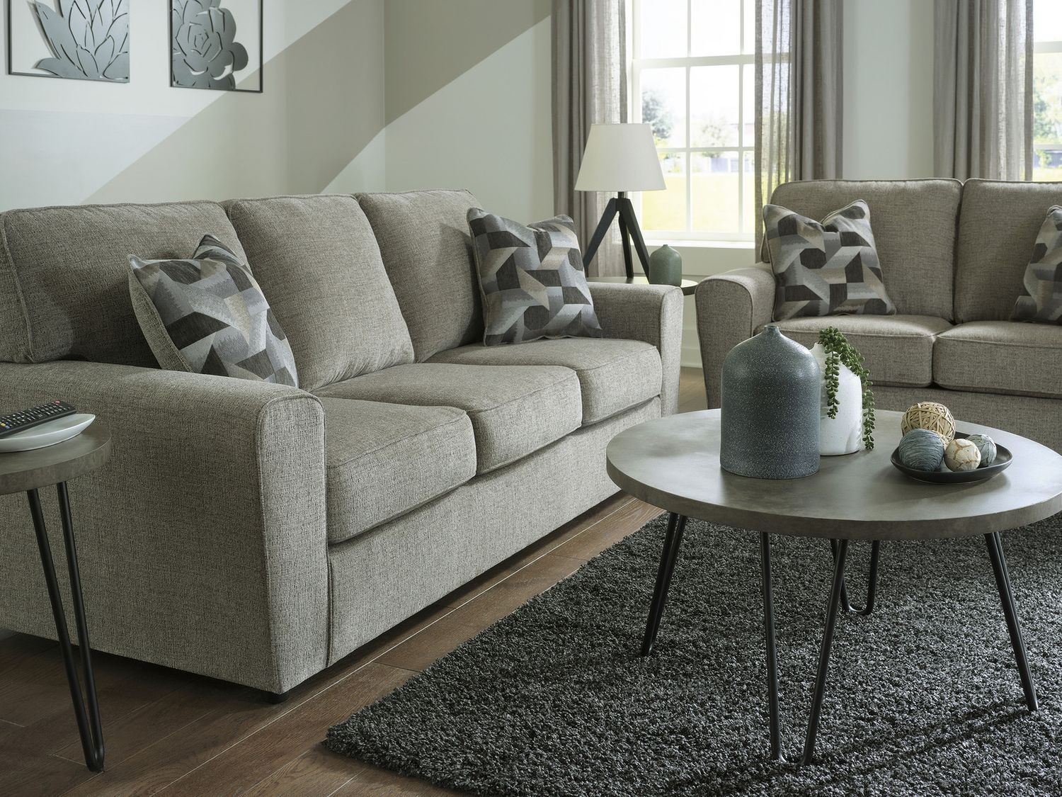 Cascilla Living Room Set In Pewter 26805U1