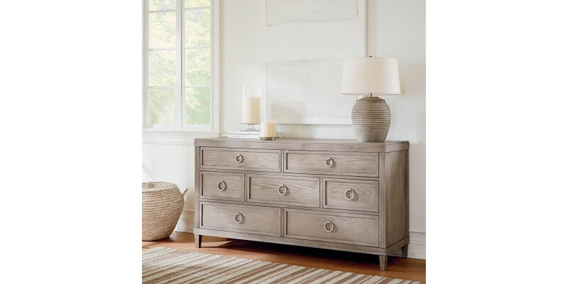 Ventura Dresser 27680237Z