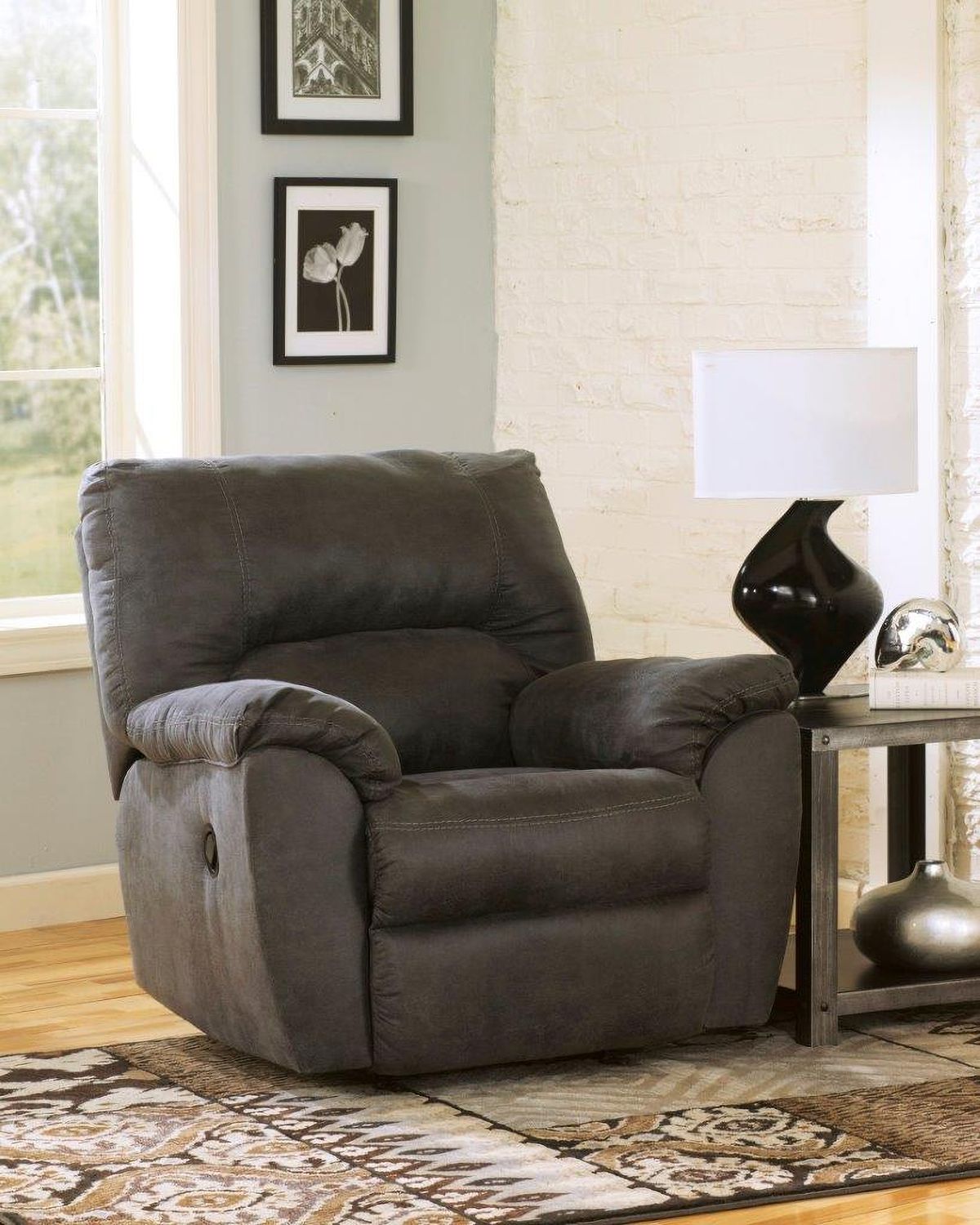 Tambo 2-Piece Sectional with Recliner In Pewter 27801U1