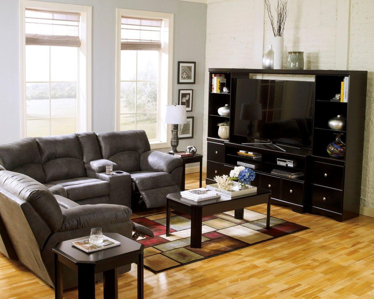 Tambo 2-Piece Sectional with Recliner In Pewter 27801U1