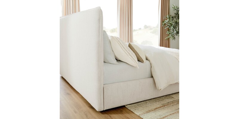 Madison Upholstered Platform Bed 2828KP59KIT23