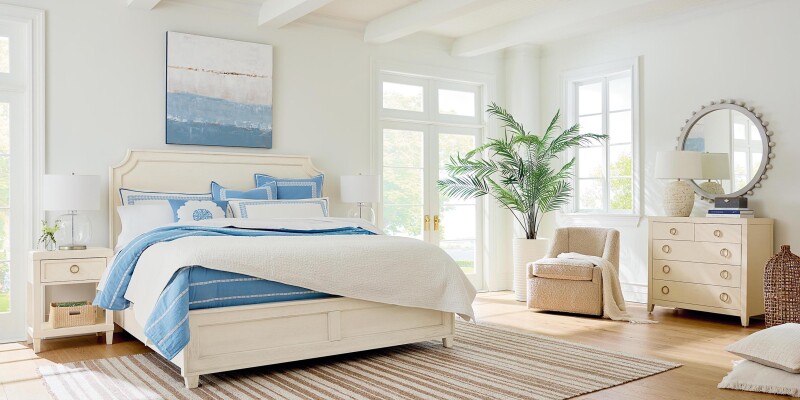 Ventura Panel Bed 2968K176