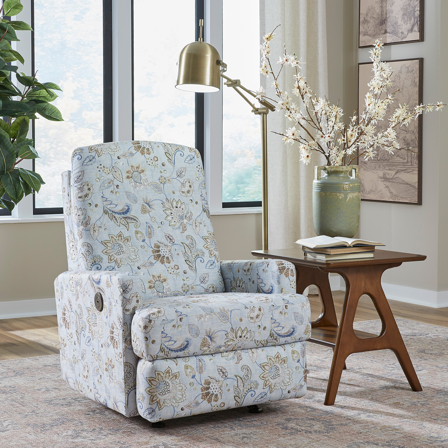 Sorelle - Modern Styled, Petite-sized Recliner - 2A64 2A64