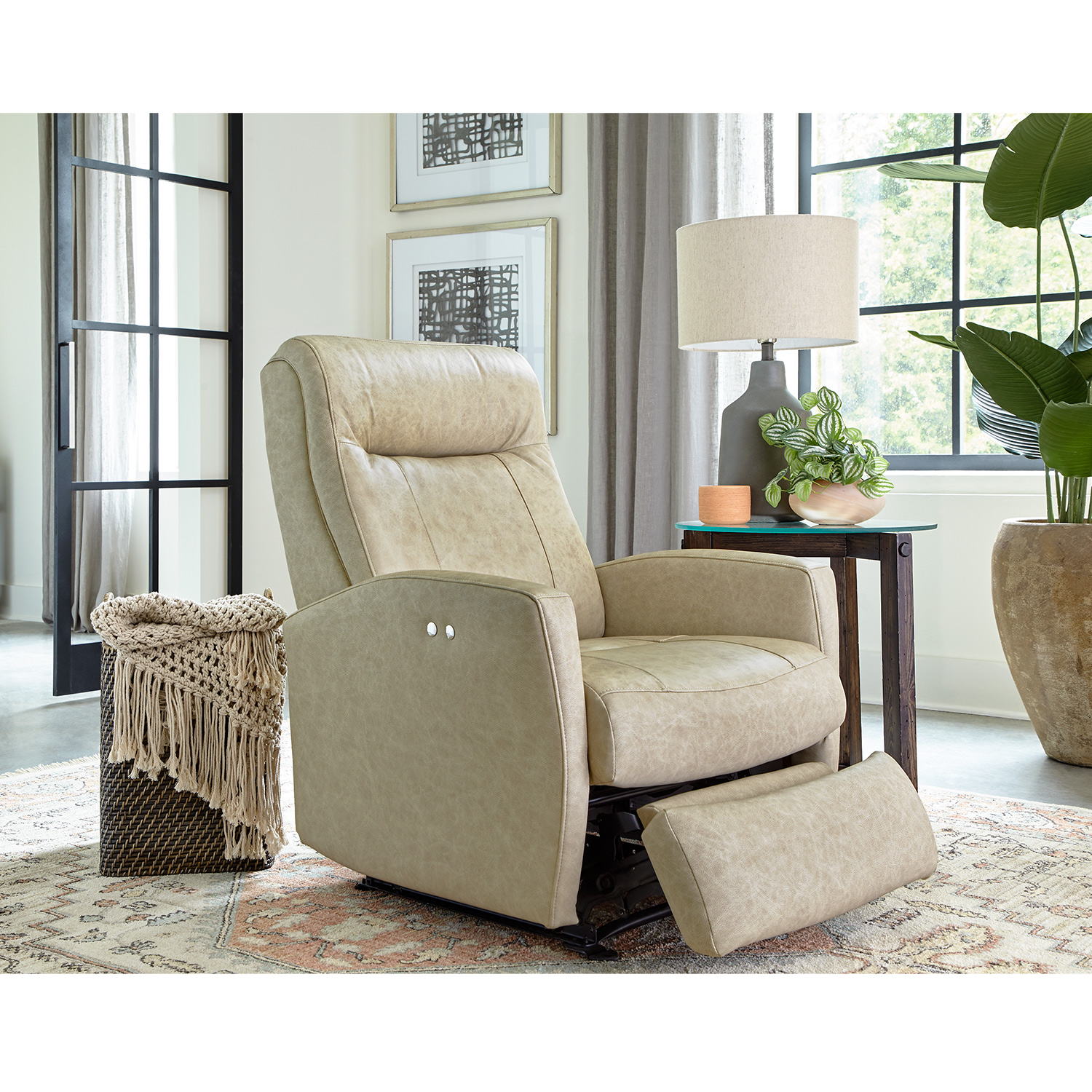 Costilla - Petite, Modern Styled Recliner - 2AP34LV 2AP34LV