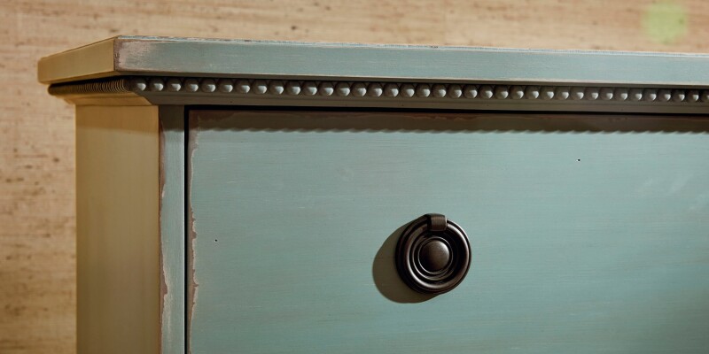 Williams Accent Chest 2F04G255
