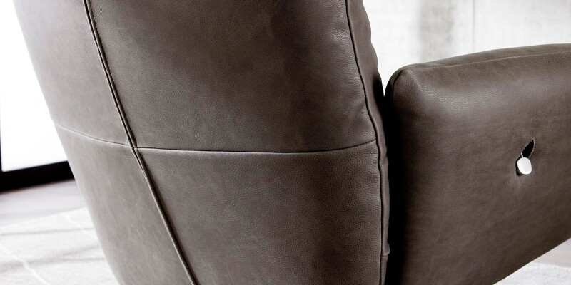 Ranlo Leather Swivel Arm Chair 300005C