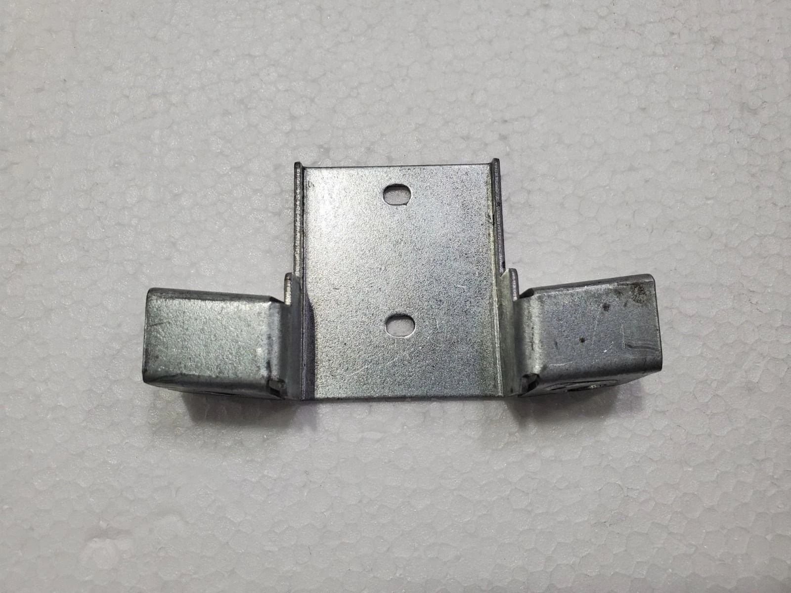 Spark Pin Bracket 30302900127