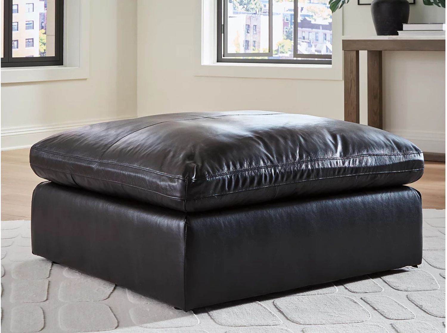 Emilia 5-Piece Sectional In Black 30902S4