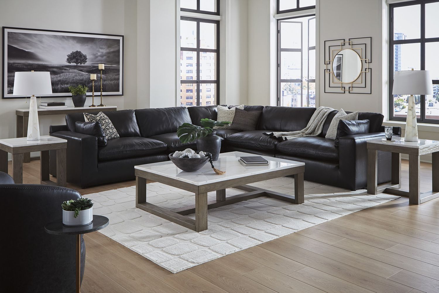Emilia 5-Piece Sectional In Black 30902S4