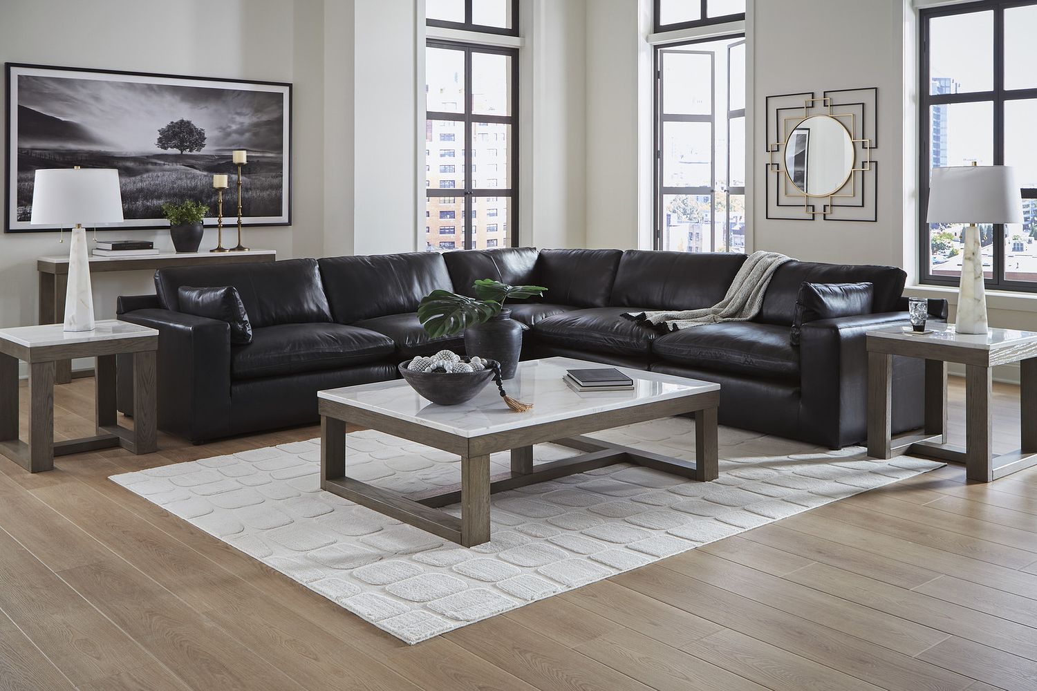 Emilia 5-Piece Sectional In Black 30902S4