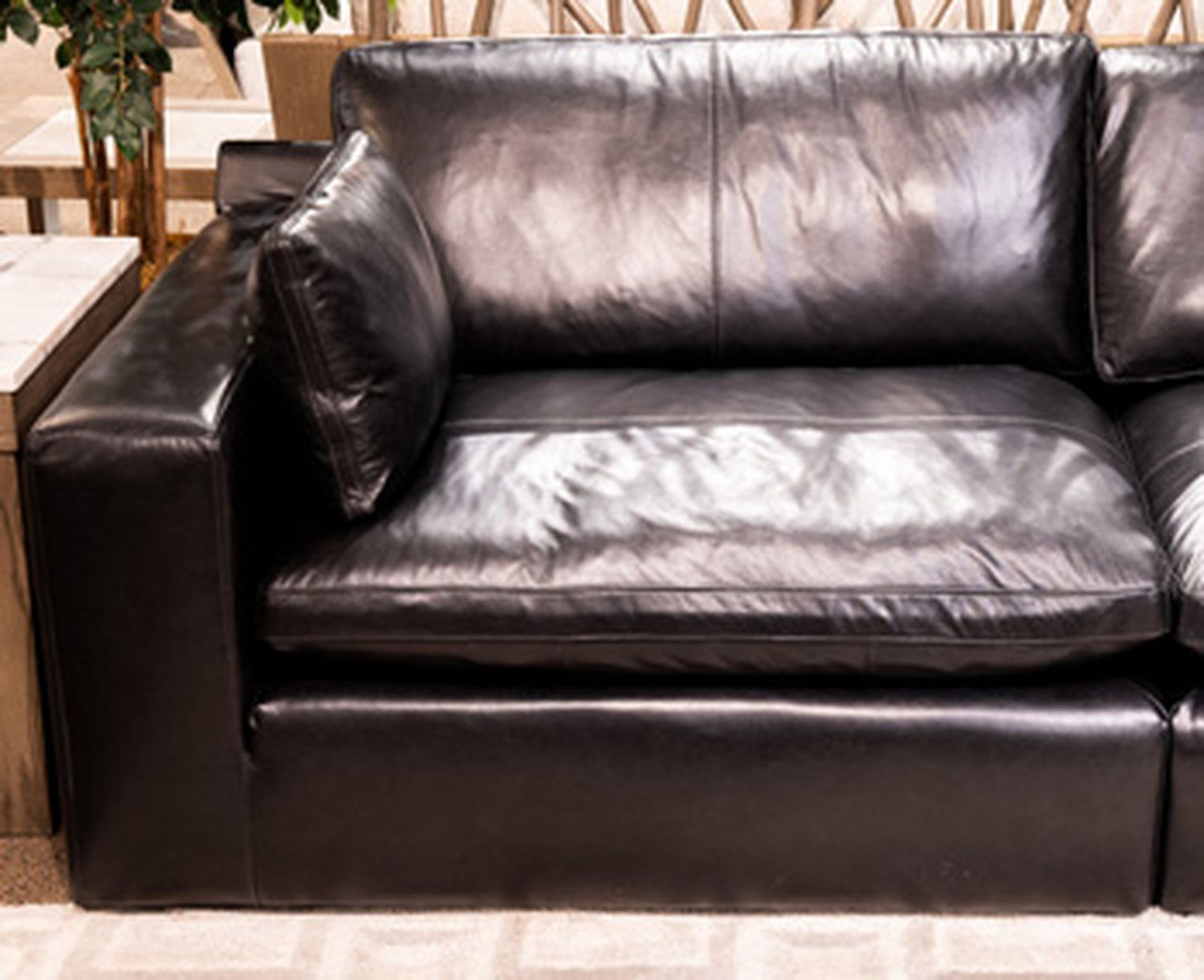 Emilia 5-Piece Sectional In Black 30902S4