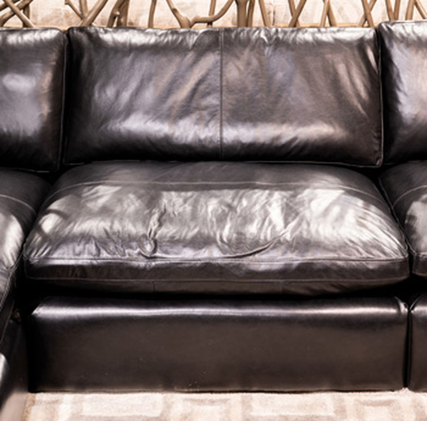 Emilia 5-Piece Sectional In Black 30902S4