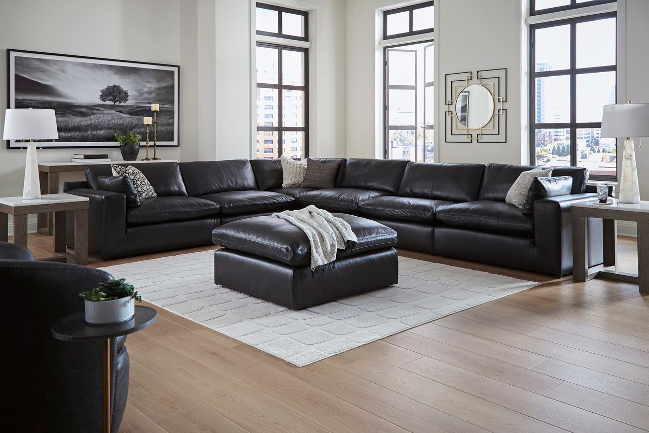 Emilia 6-Piece Sectional In Black 30902S5