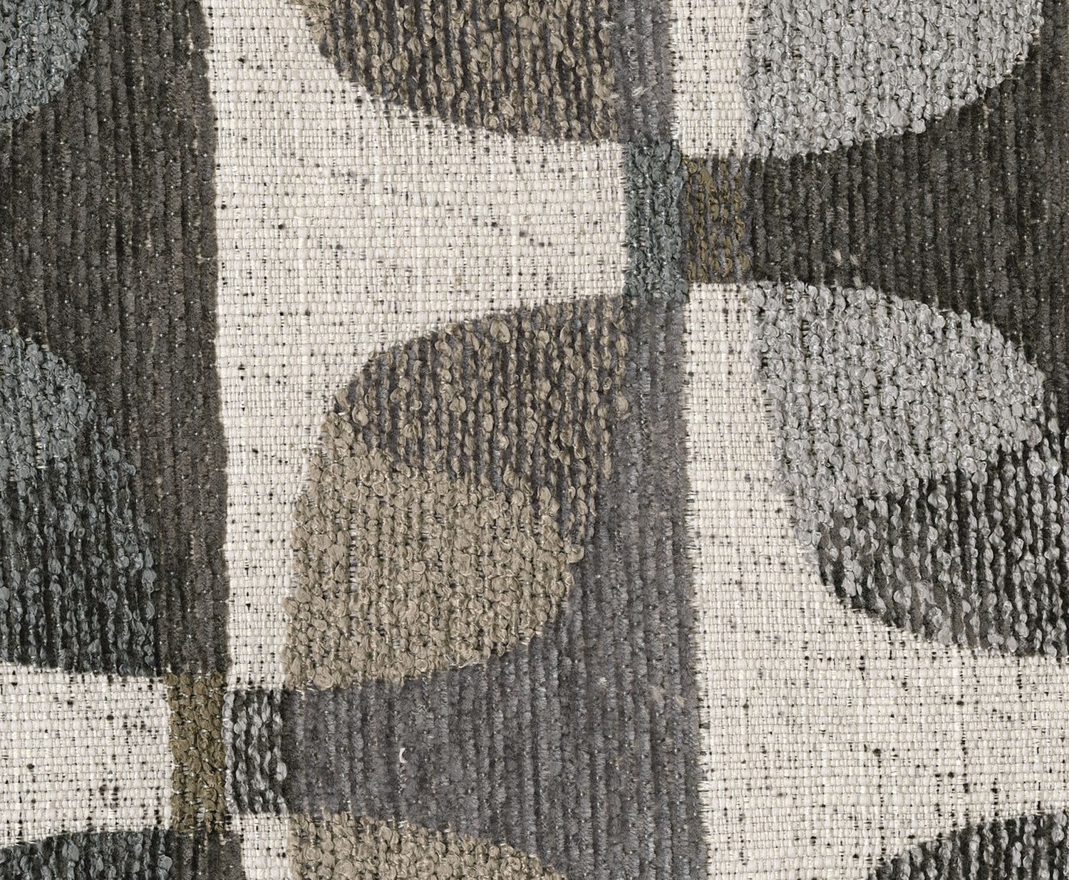 Mahoney Sofa In Pebble 3100438