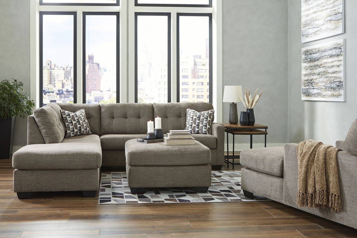 Mahoney Oversized Accent Ottoman In Chocolate 3100508
