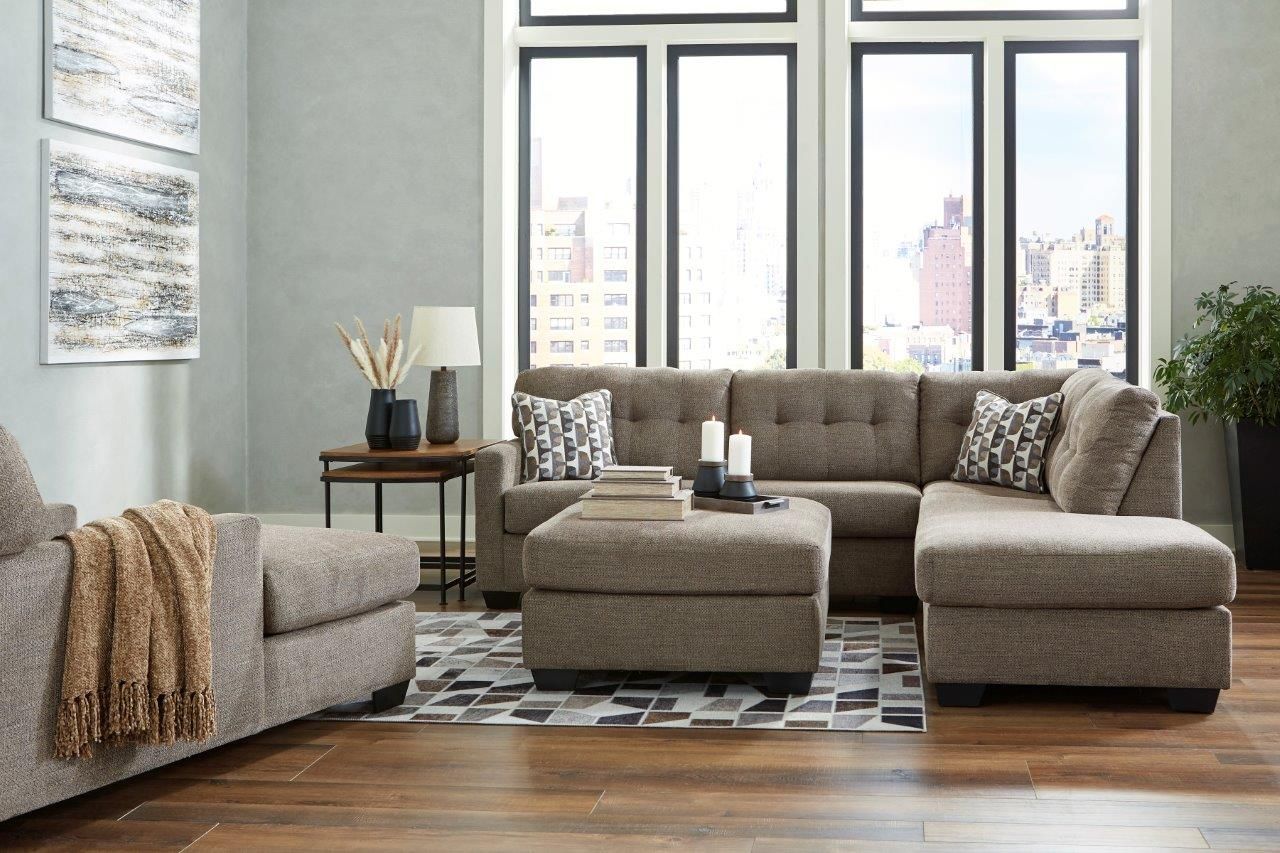 Mahoney Chaise In Chocolate 3100515