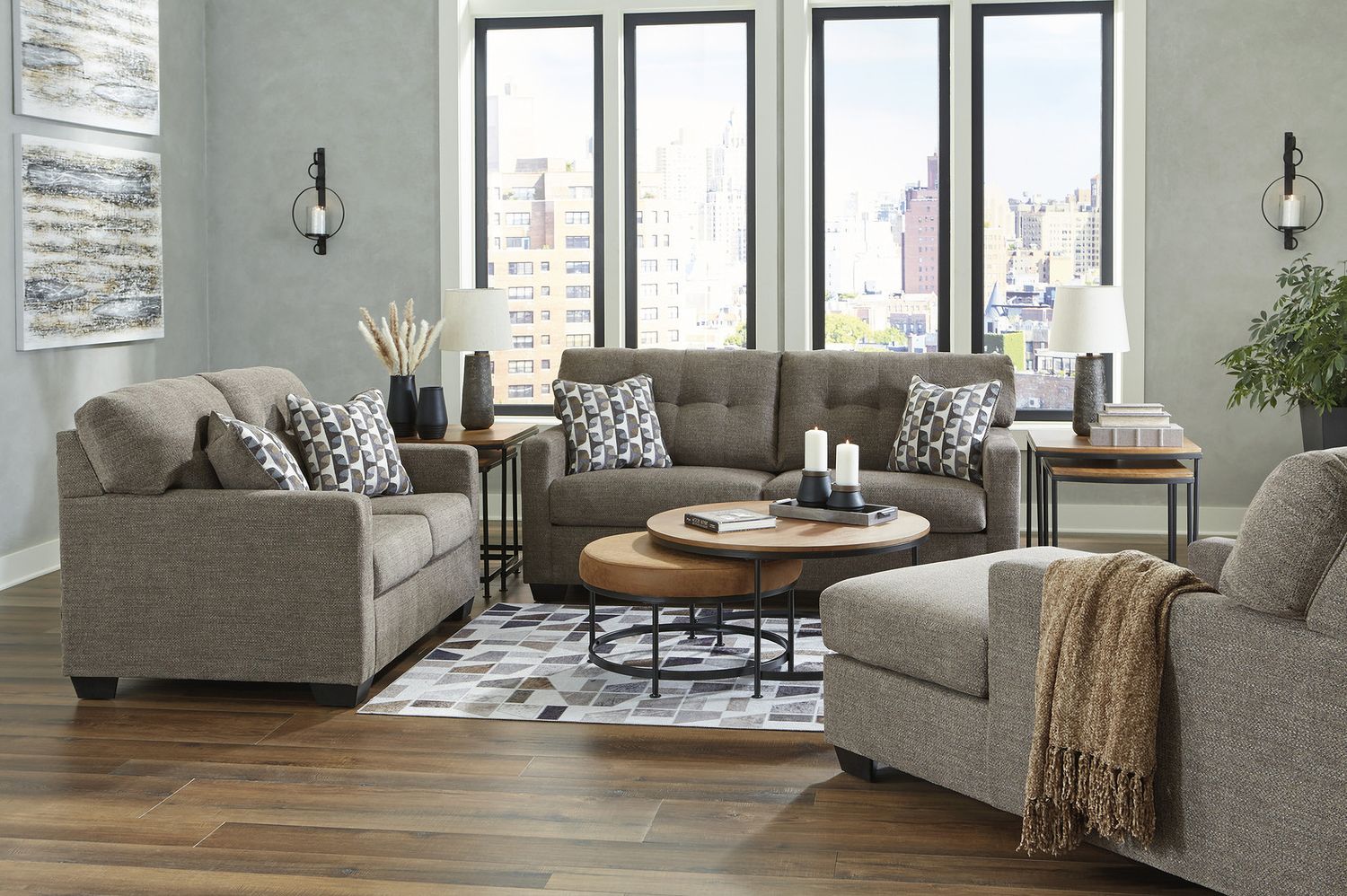 Mahoney Chaise In Chocolate 3100515