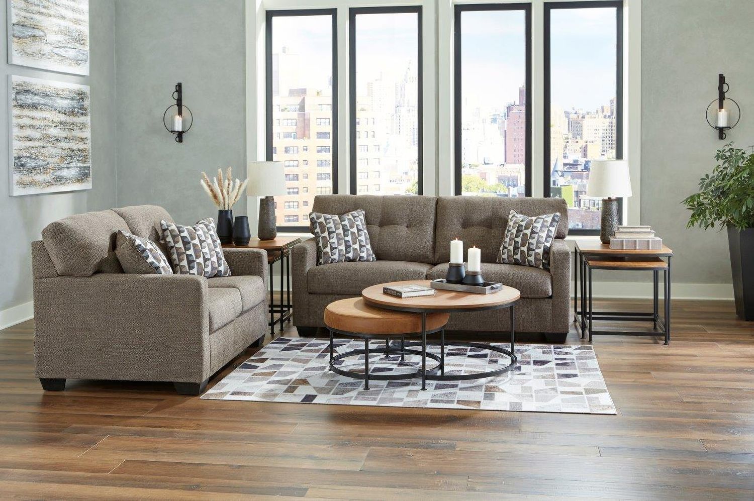 Mahoney Loveseat In Chocolate 3100535