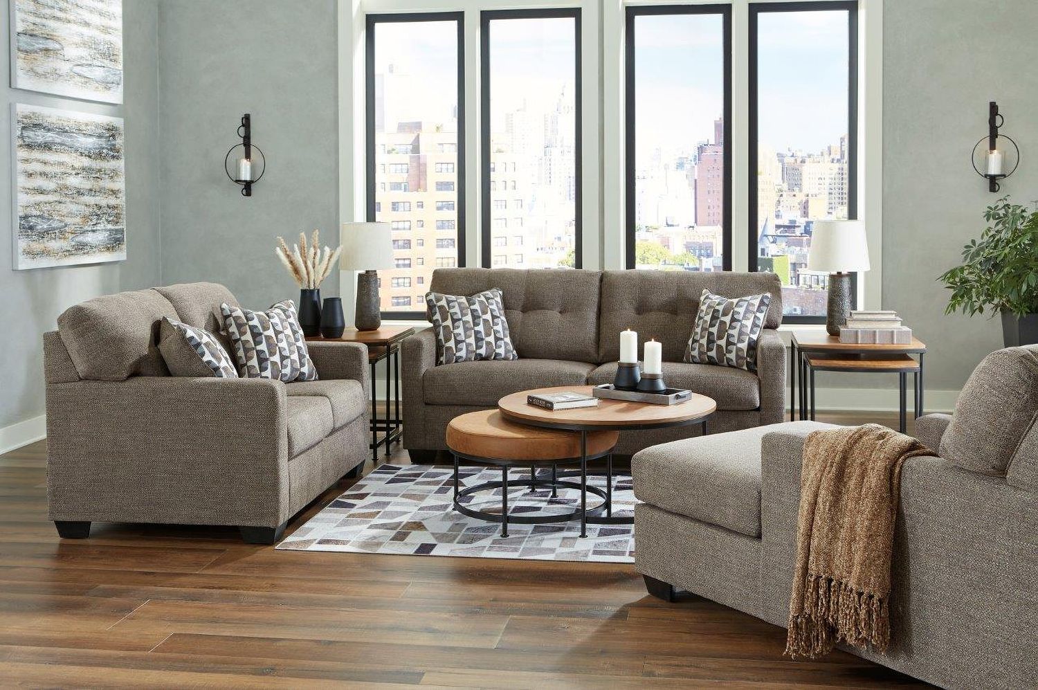 Mahoney Sofa In Chocolate 3100538