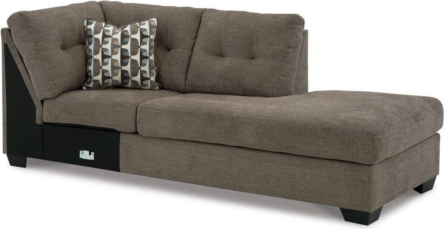 Mahoney 2-Piece RAF Sectional with Chaise In Chocolate 31005S2