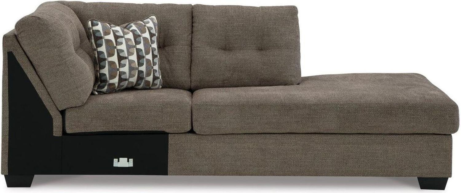 Mahoney 2-Piece RAF Sectional with Chaise In Chocolate 31005S2