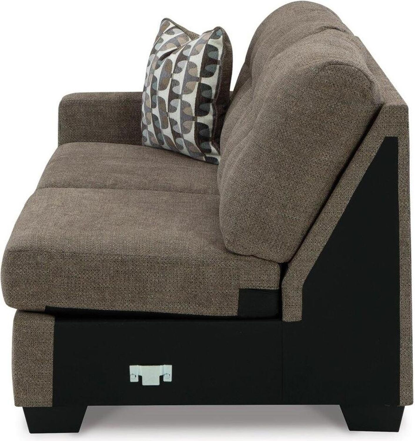 Mahoney 2-Piece RAF Sectional with Chaise In Chocolate 31005S2