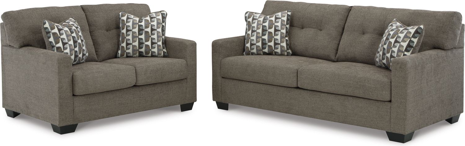 Mahoney Living Room Set In Chocolate 31005U1