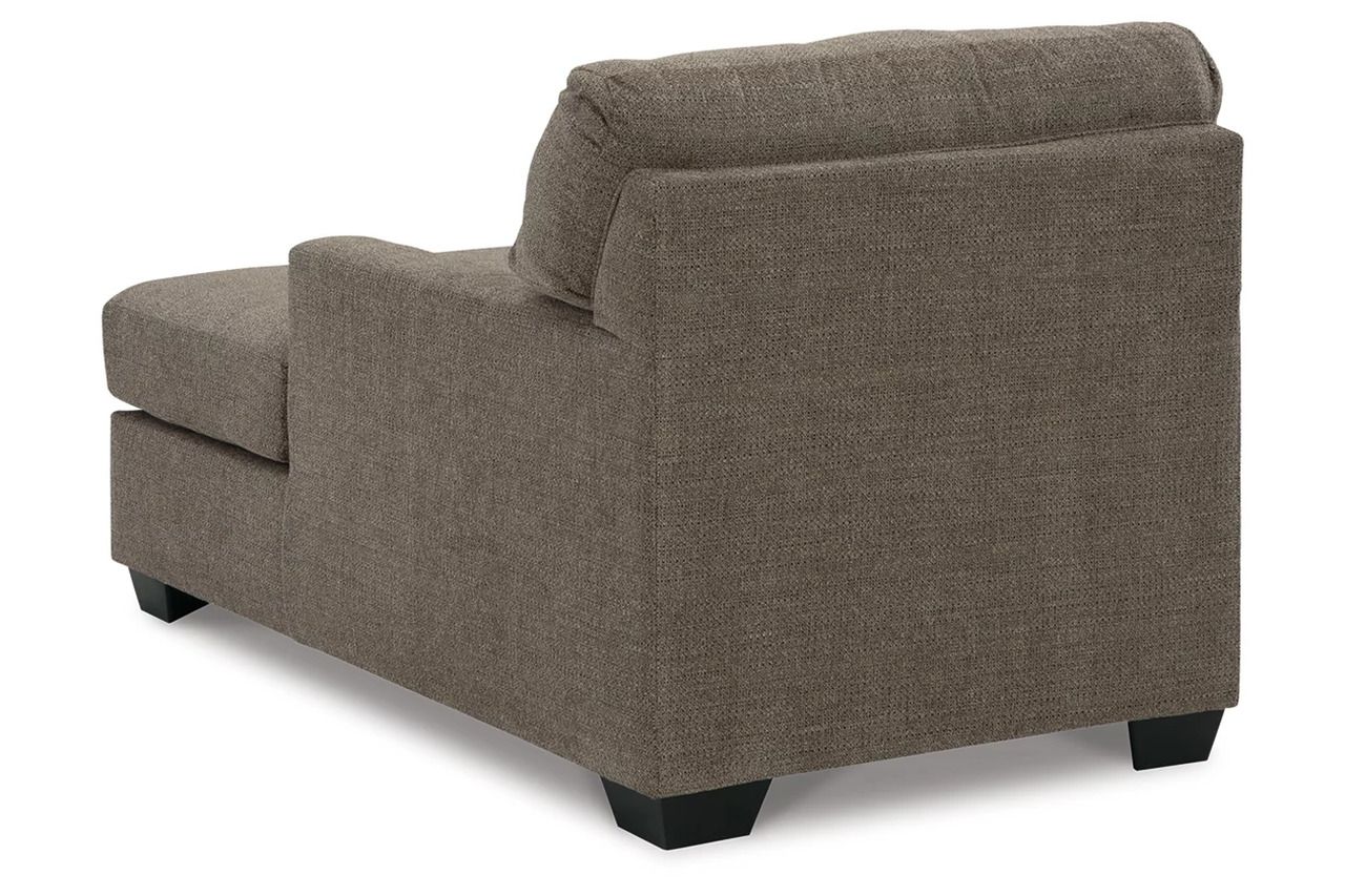 Mahoney Living Room Set In Chocolate 31005U1
