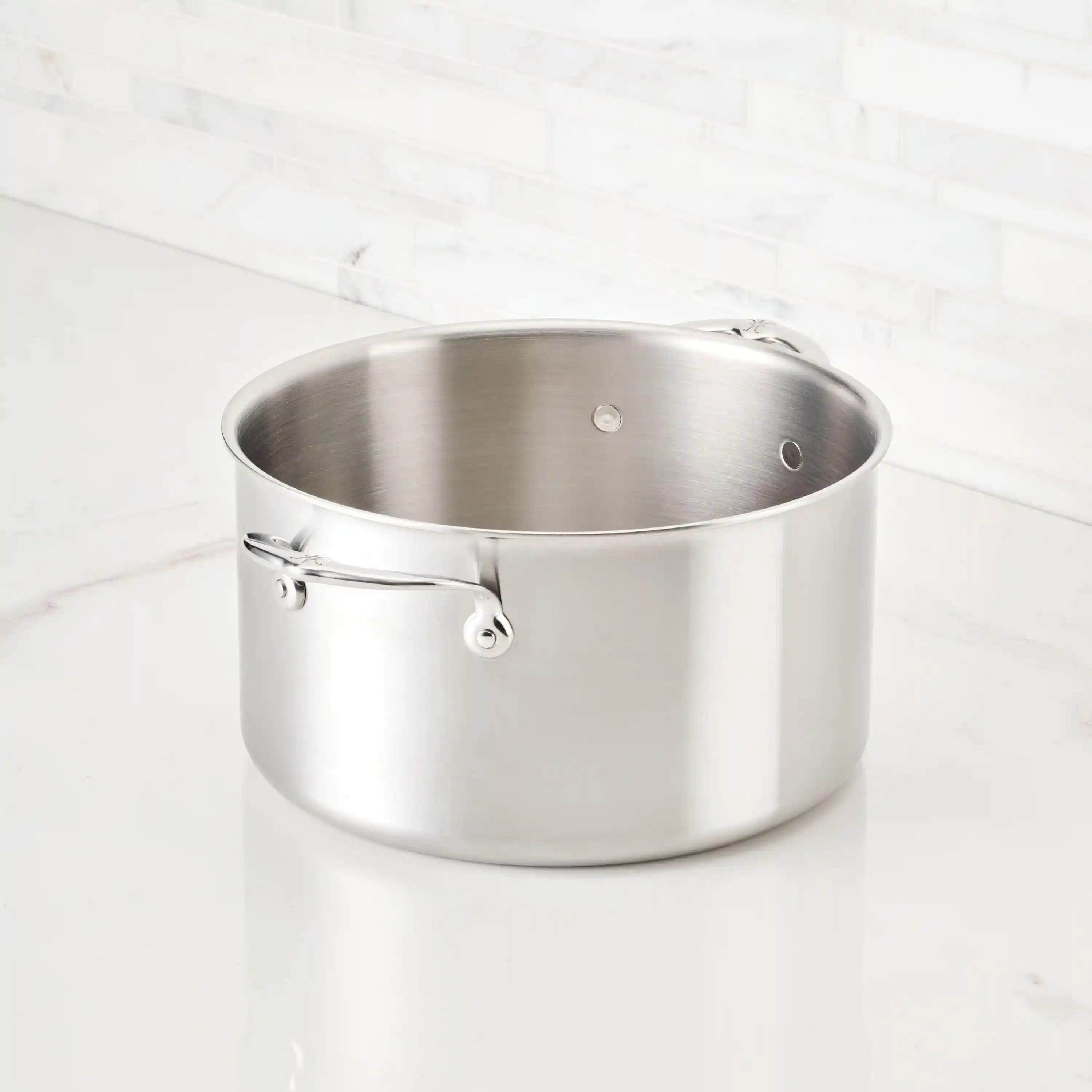 Commercial Clad Stainless Steel Stock Pots Medium (8-quart) 31022