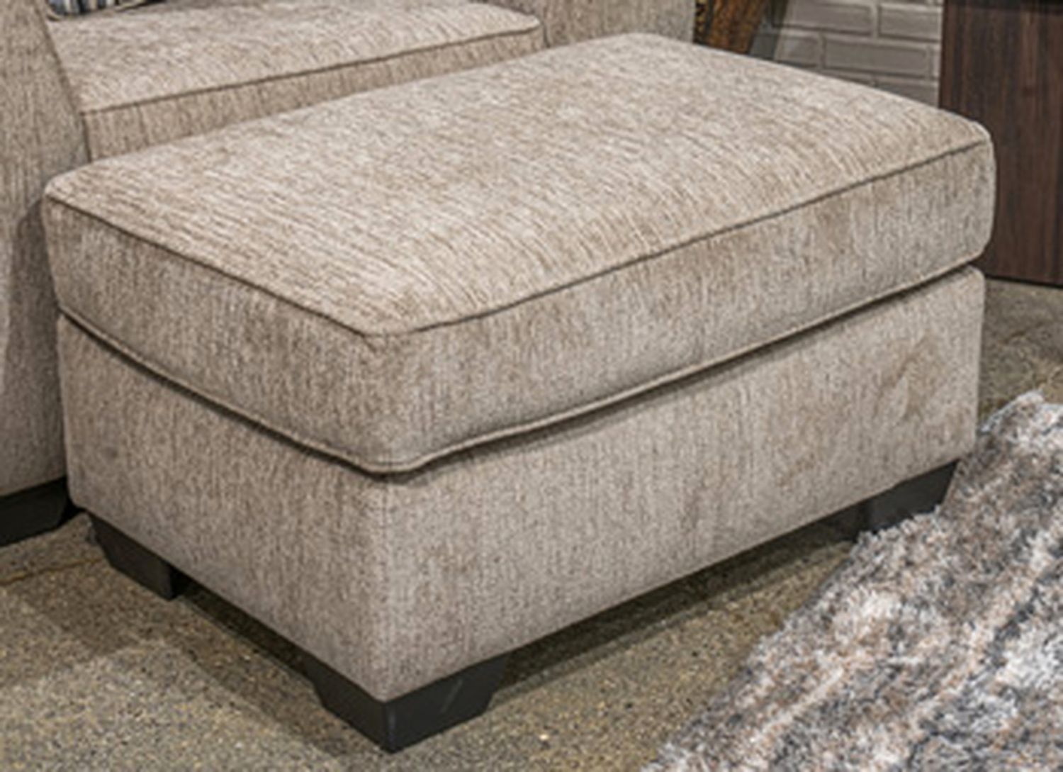 Olten Ottoman In Mocha 3130414
