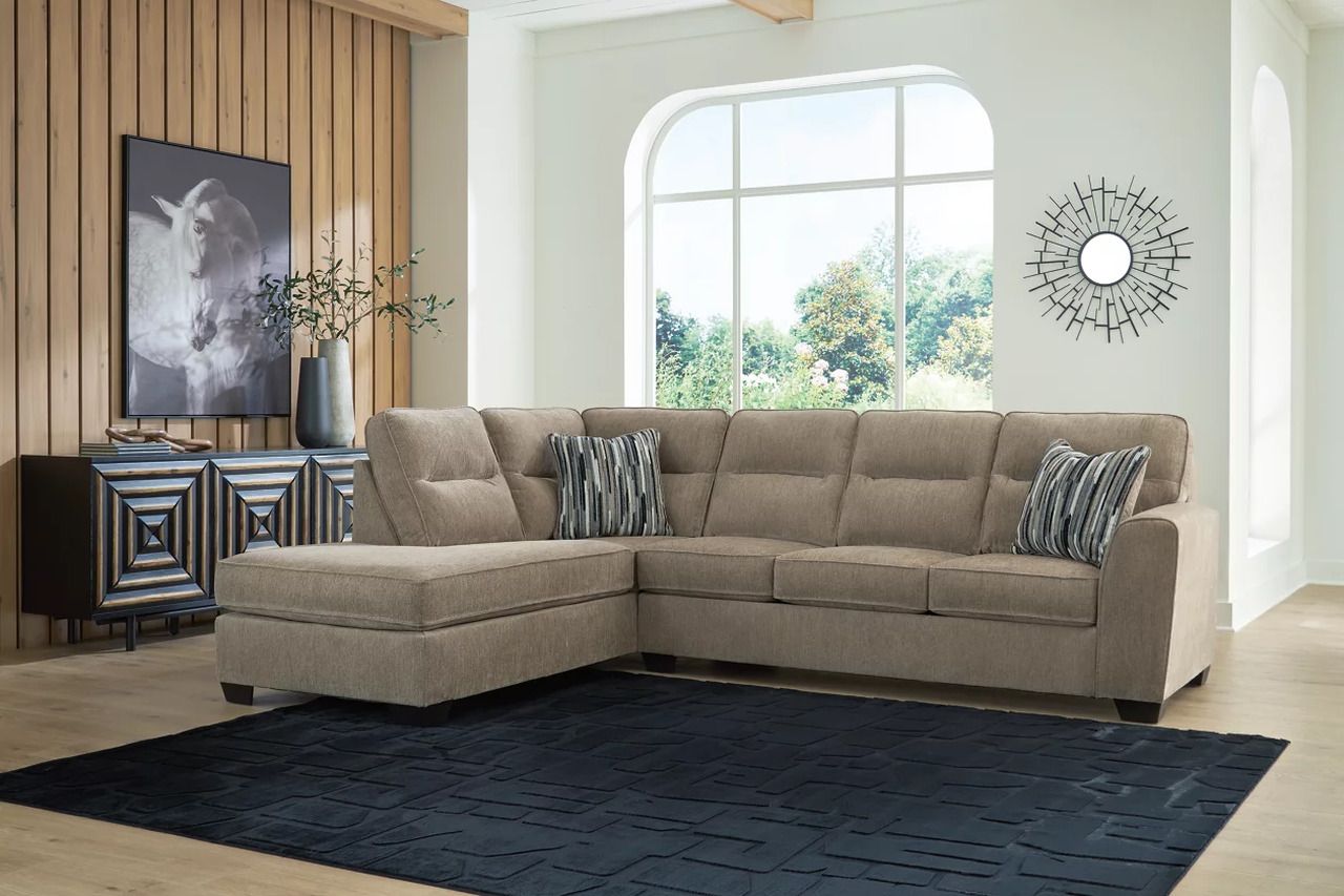 Olten 2-Piece Sectional with Chaise and Ottoman In Mocha 31304U2