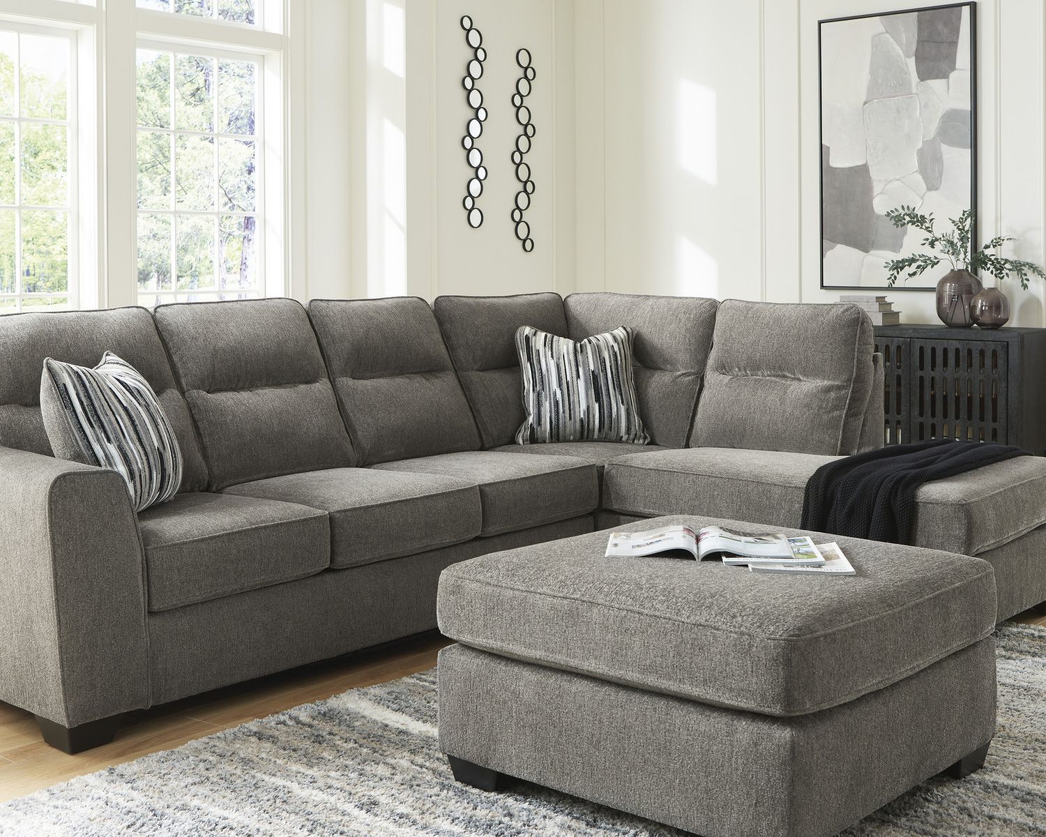 Olten 2-Piece RAF Sectional With Chaise In Graphite 31305S2