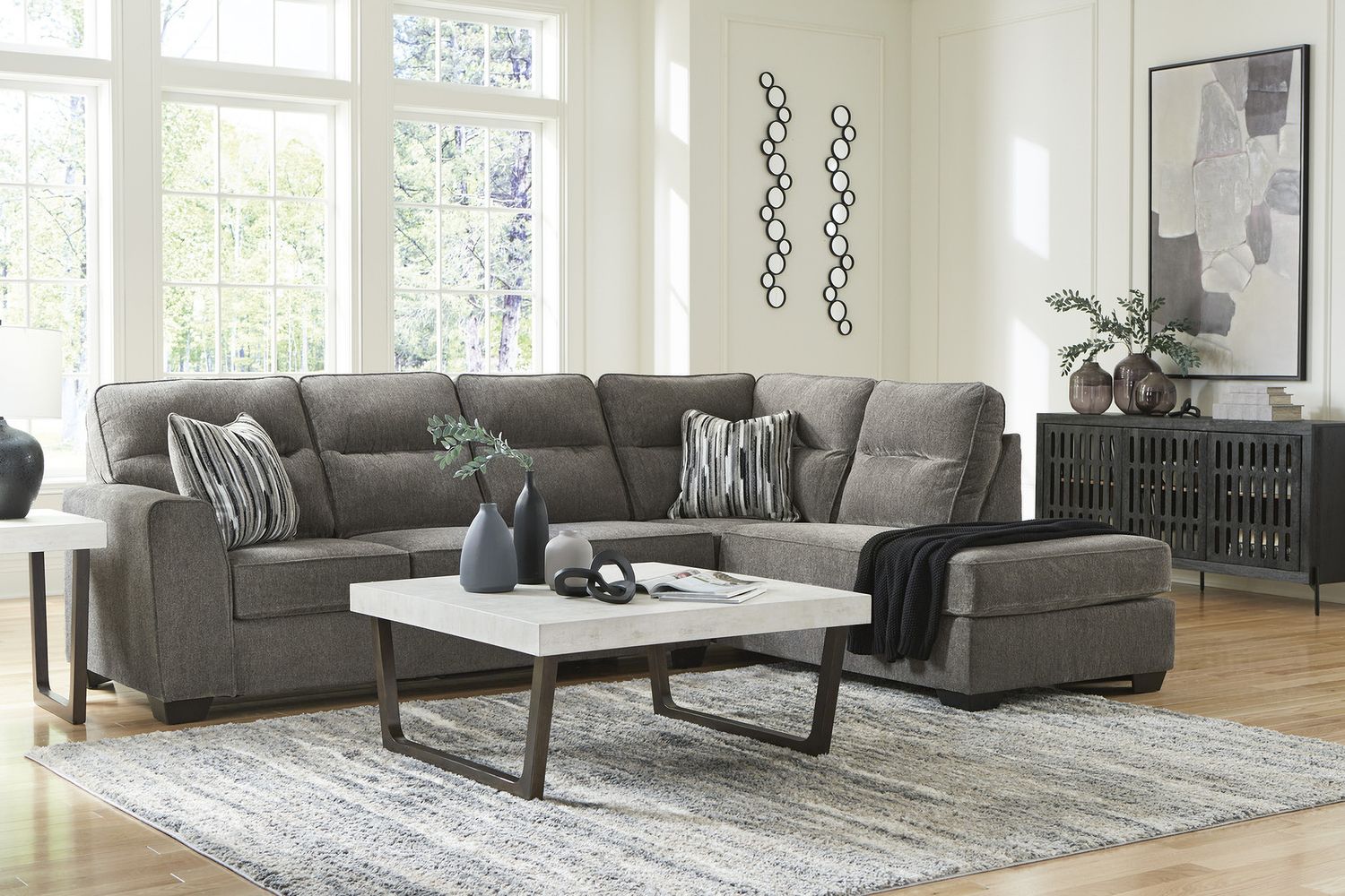 Olten 2-Piece RAF Sectional With Chaise In Graphite 31305S2