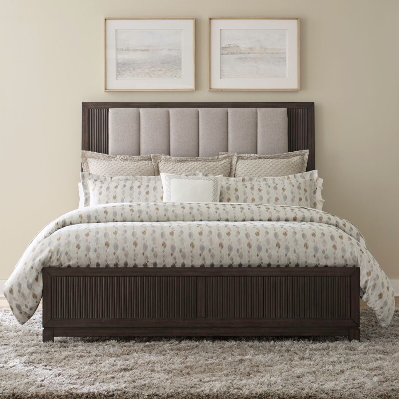 Modern Edge Queen Uph Bed 313BRQUB