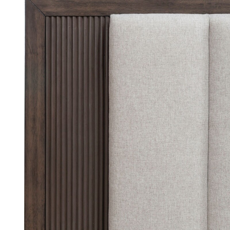 Modern Edge Queen Uph Bed 313BRQUB