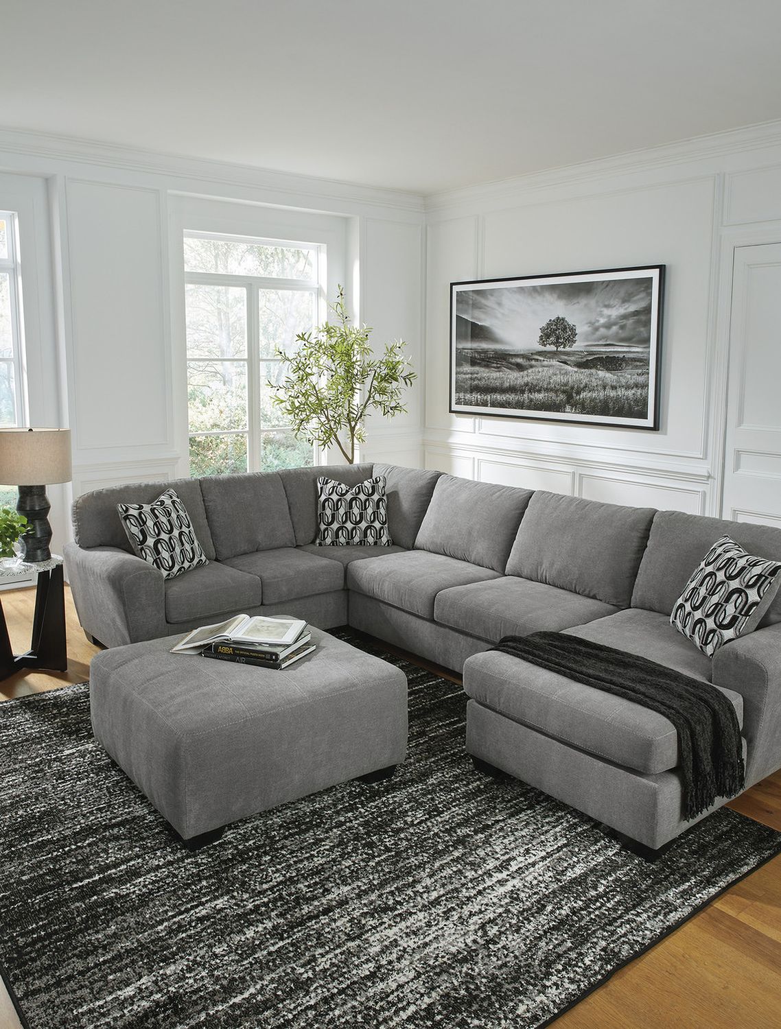 Birkdale Court 3-Piece Sectional With RAF Chaise In Gray 32402S2