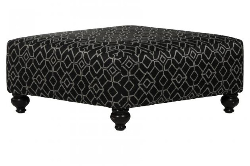 Cumberland 3245 Cocktail Ottoman 324512