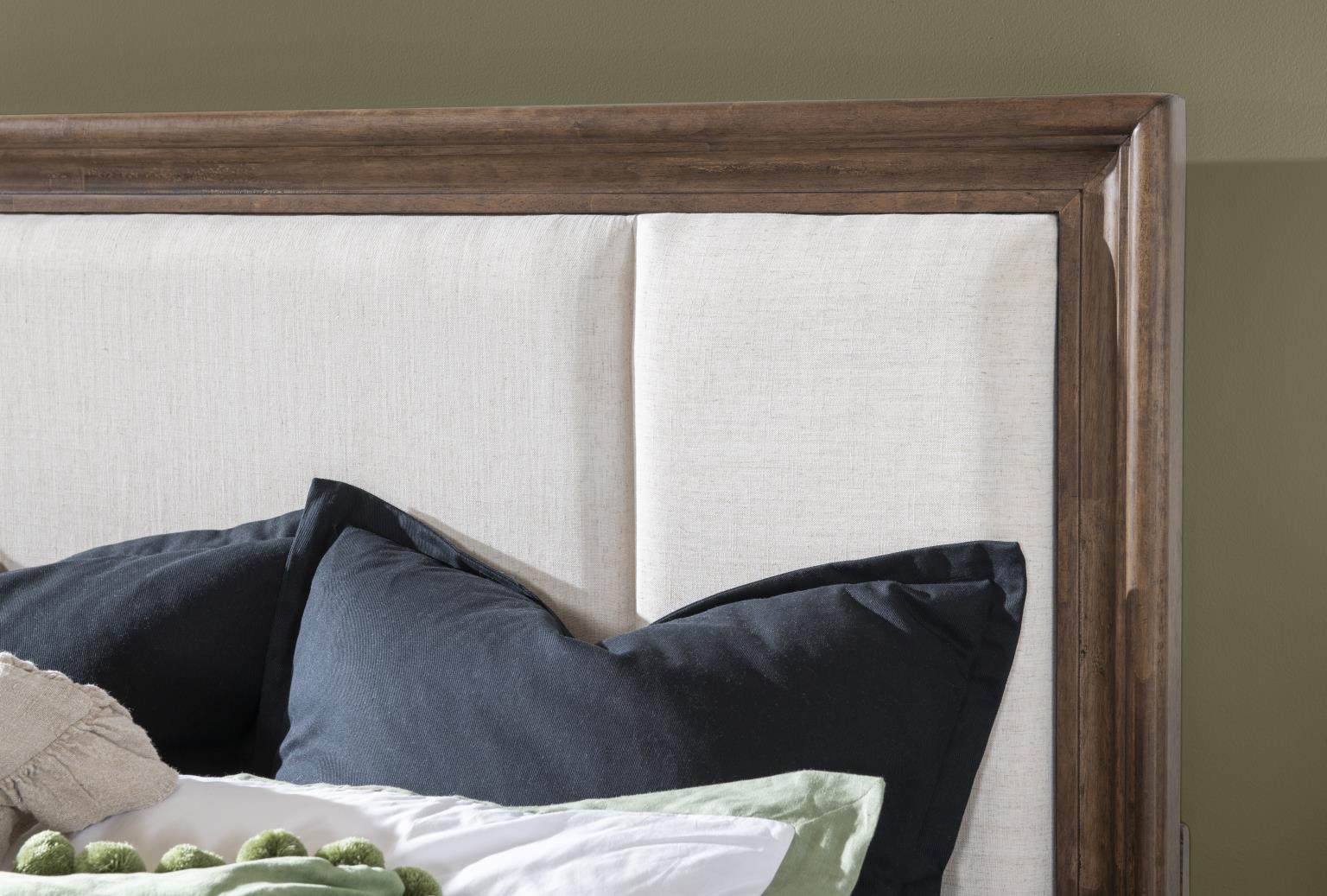3270 Artisan's Place BR Complete Upholstered Bed King 32704206K