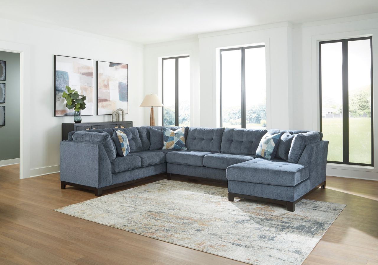 Maxon Place Sofa In Navy 3300338