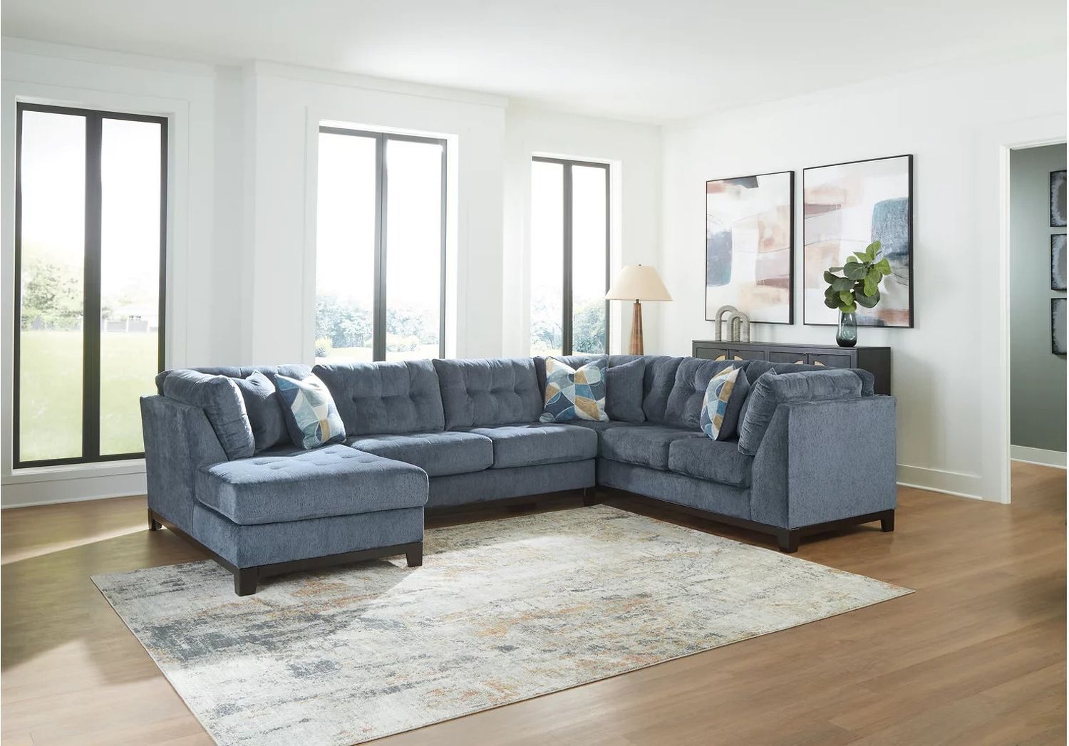 Maxon Place 3-Piece Sectional with Chaise In Navy 33003S1