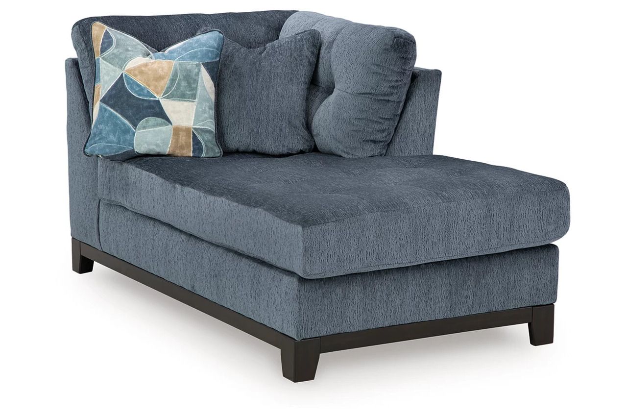 Maxon Place 3-Piece Sectional with Chaise In Navy 33003S2