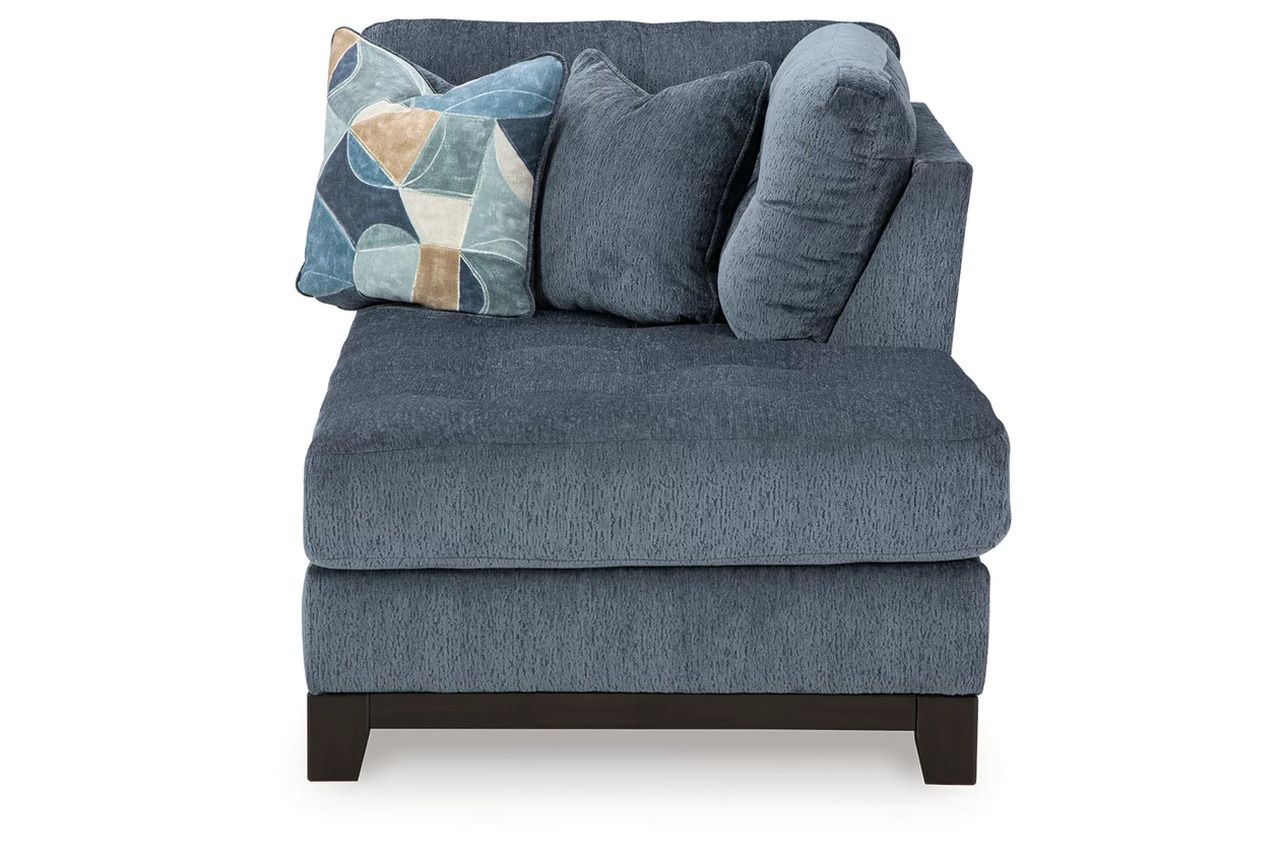 Maxon Place 3-Piece Sectional with Chaise In Navy 33003S2